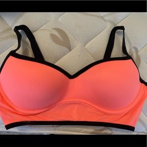 Victories secret sports bra